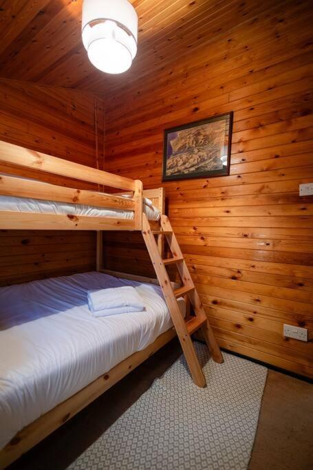 Rural Log Cabin In Snowdonia Near Coed Y Brenin By Seren Short Stays Ffestiniog Exterior photo