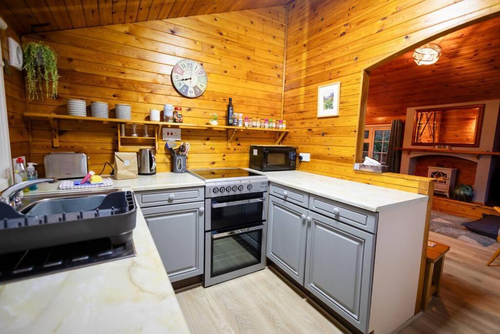 Rural Log Cabin In Snowdonia Near Coed Y Brenin By Seren Short Stays Ffestiniog Exterior photo